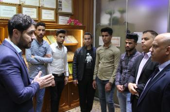 أساتذة وطلاب كلية الهندسة جامعة الكوفة في رحاب مكتبة الروضة الحيدرية ‏
