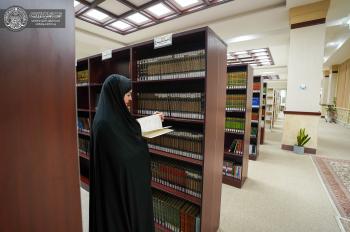 مستبصرة من إيطاليا تزور قسم الشؤون الفكرية والثقافية في العتبة العلوية المقدسة