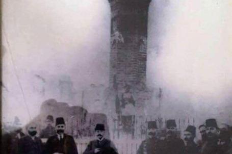 نصب الحرية في النجف ساحة الميدان 1908